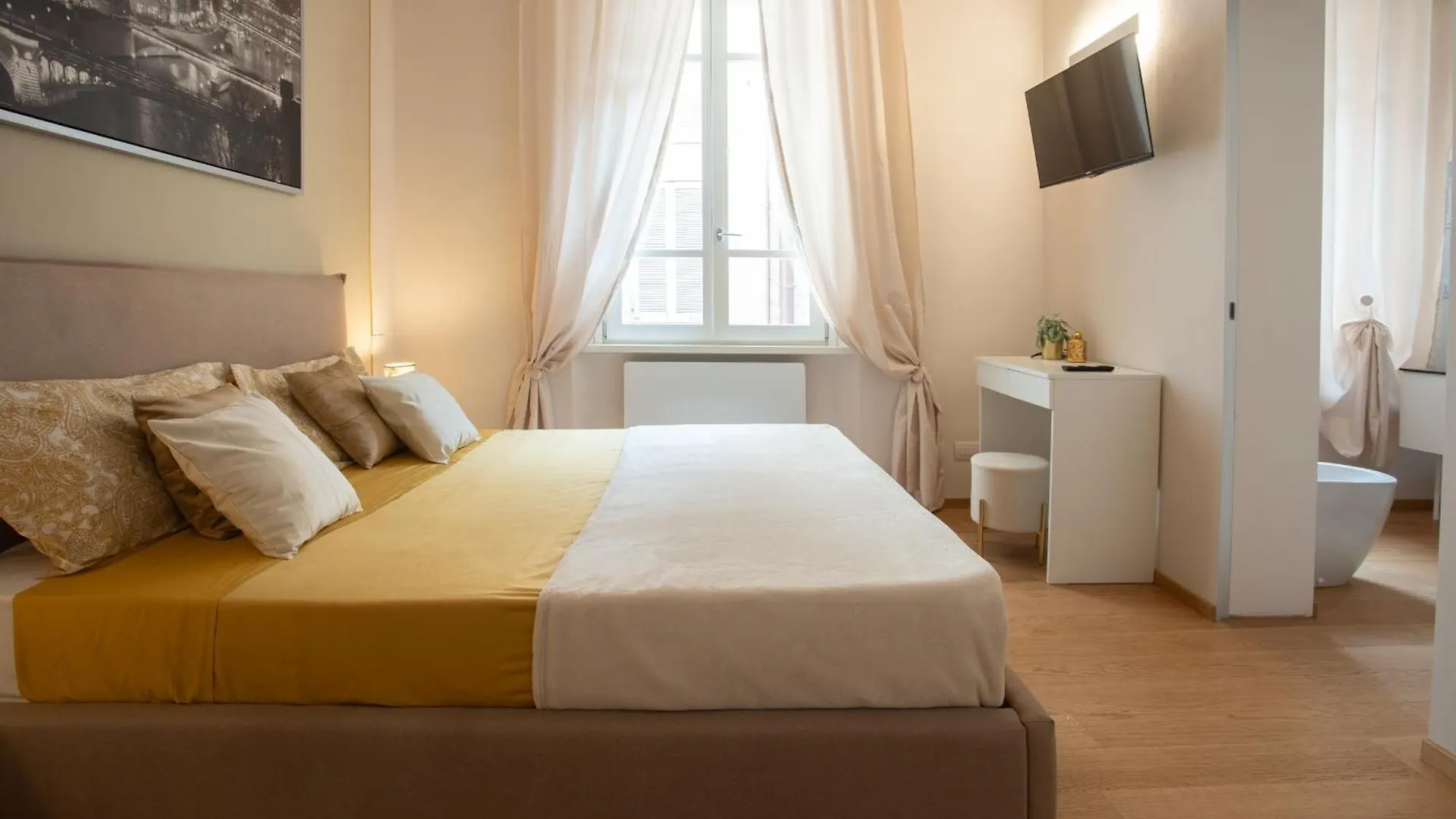Freedom Suites Parma 0*,  Włochy