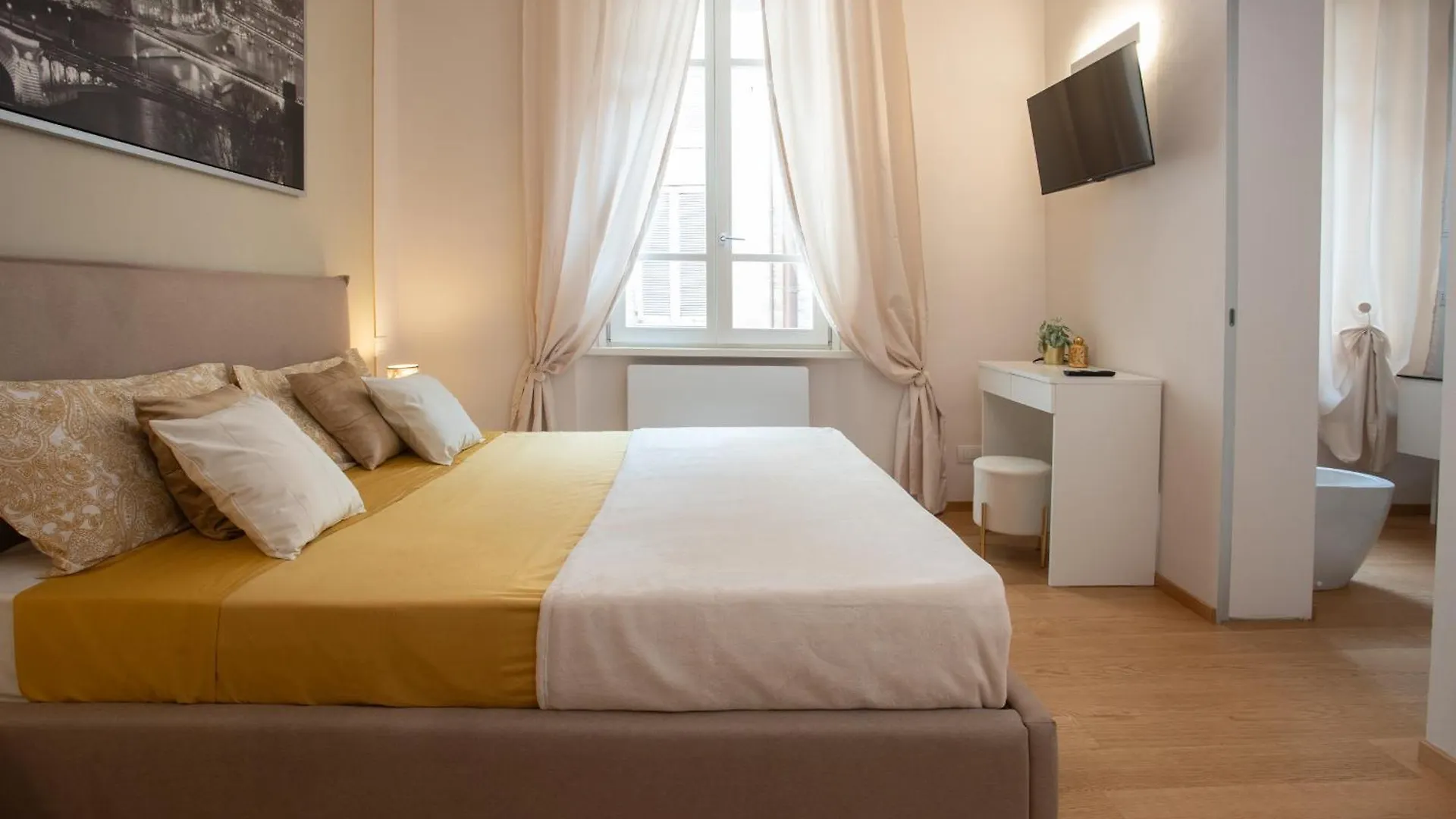 Apartament Freedom Suites Parma